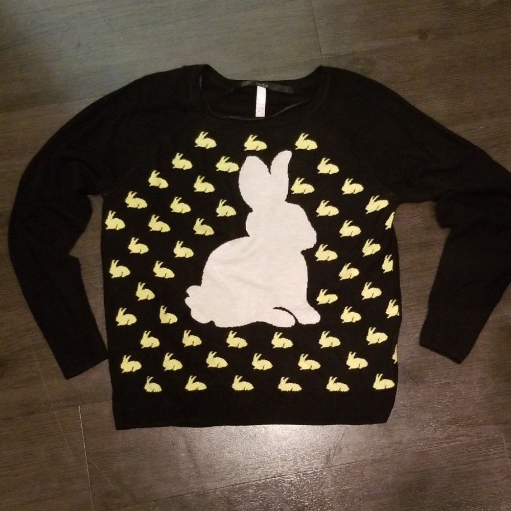 Knit bunny print sweater